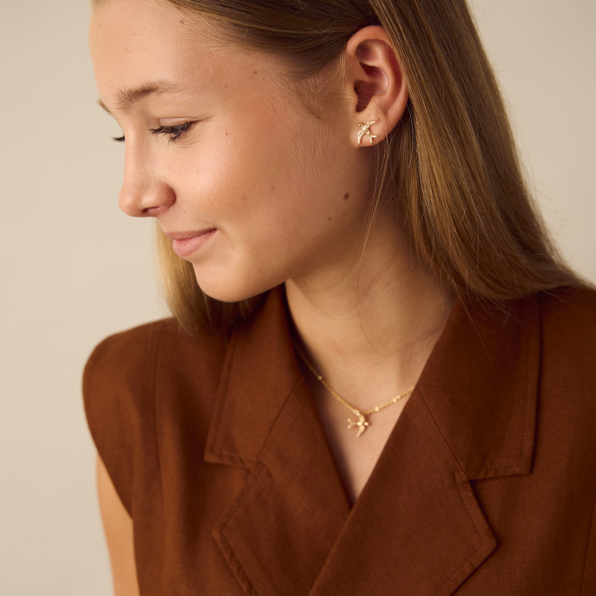 Lærke Smykkesæt - Lærke Øreringe / Lærke Halskæde - 18 karat forgyldt